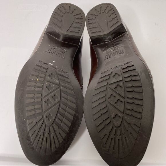 Munro Brown Leather Booties Size 7WW - Picture 7 of 8